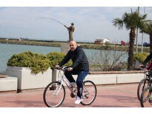 Kasapoğlu: Her Dört Çocuktan Üçü Spor Yapmıyor
