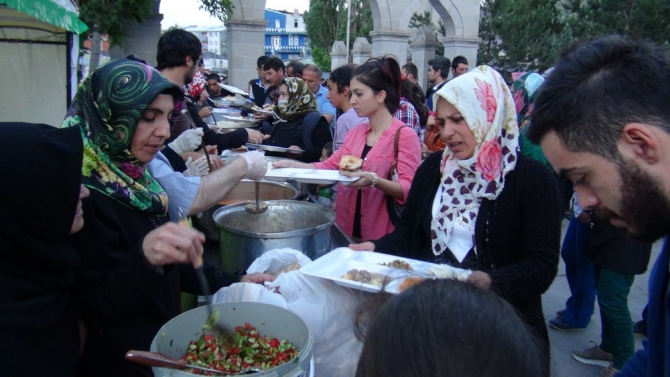 Kars'ta İlk İftar Topu Atıldı 11