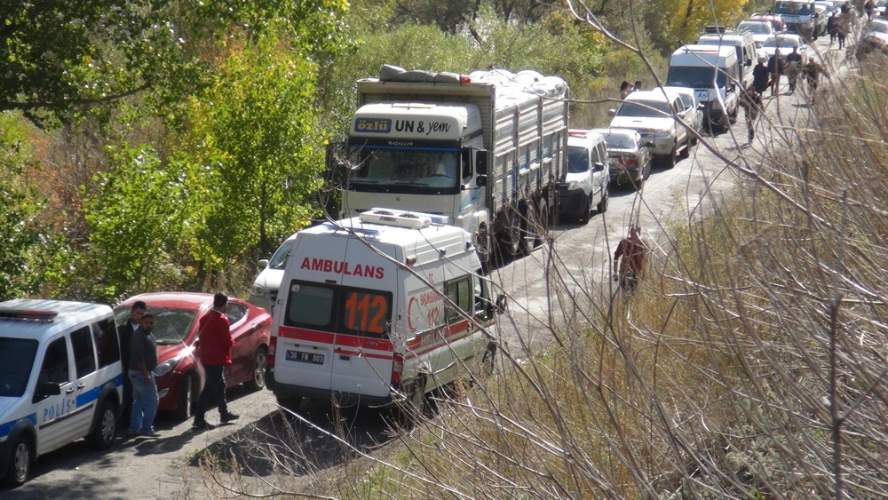 Kars’ta Trafik Kazası 6 Yaralı 16