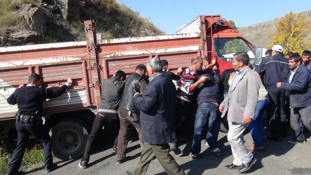 Kars’ta Trafik Kazası 6 Yaralı 17