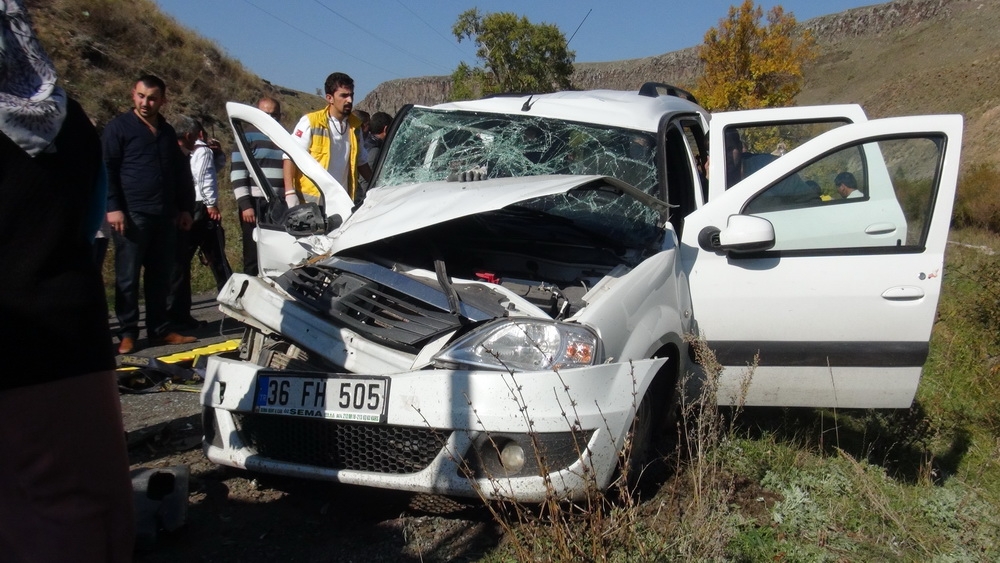 Kars’ta Trafik Kazası 6 Yaralı 7