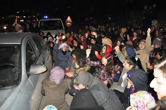 Kars’ta Ölmeye Değil, Okumaya Geldik İsyanı... 16