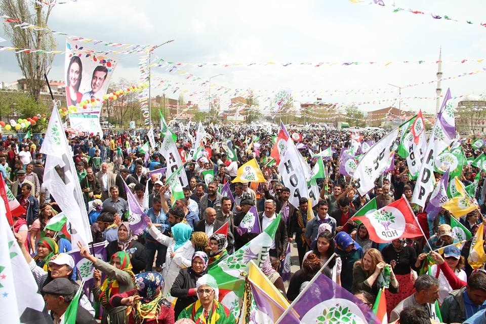 Kars'ta HDP'nin Miting Coşkusu 1