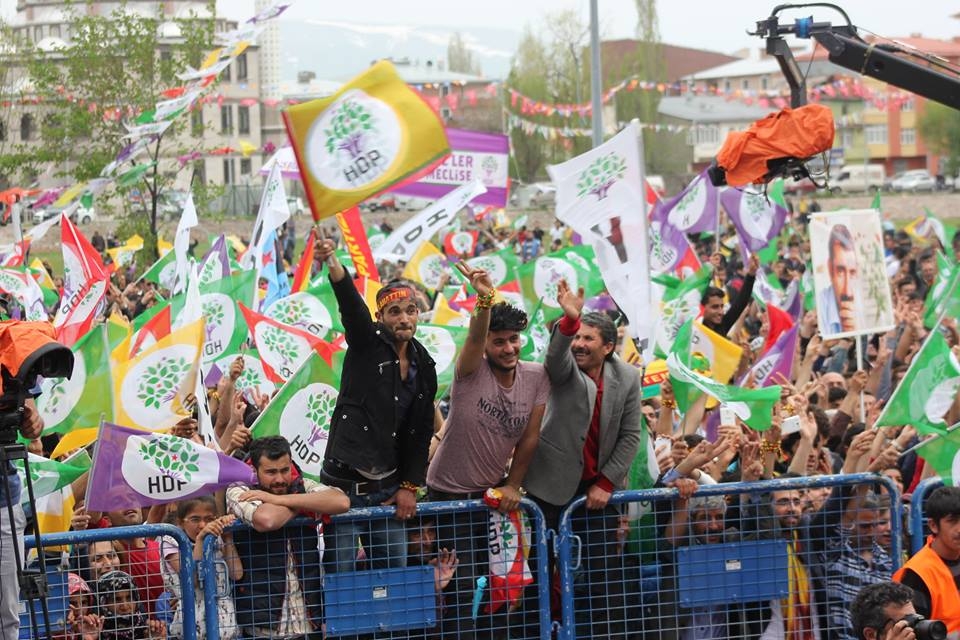 Kars'ta HDP'nin Miting Coşkusu 21