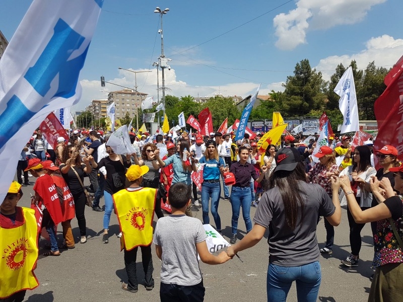 Türkiye'de 1 Mayıs 33