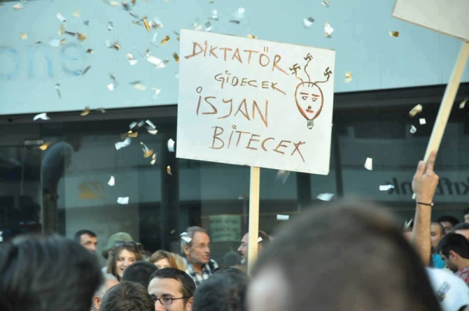 Gezi Direnişi 'Sosyal Medya'da 25