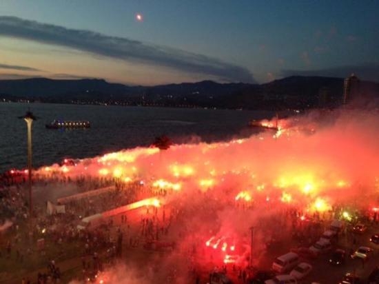 İzmir'de Gezi Parkı Coşkusu 7