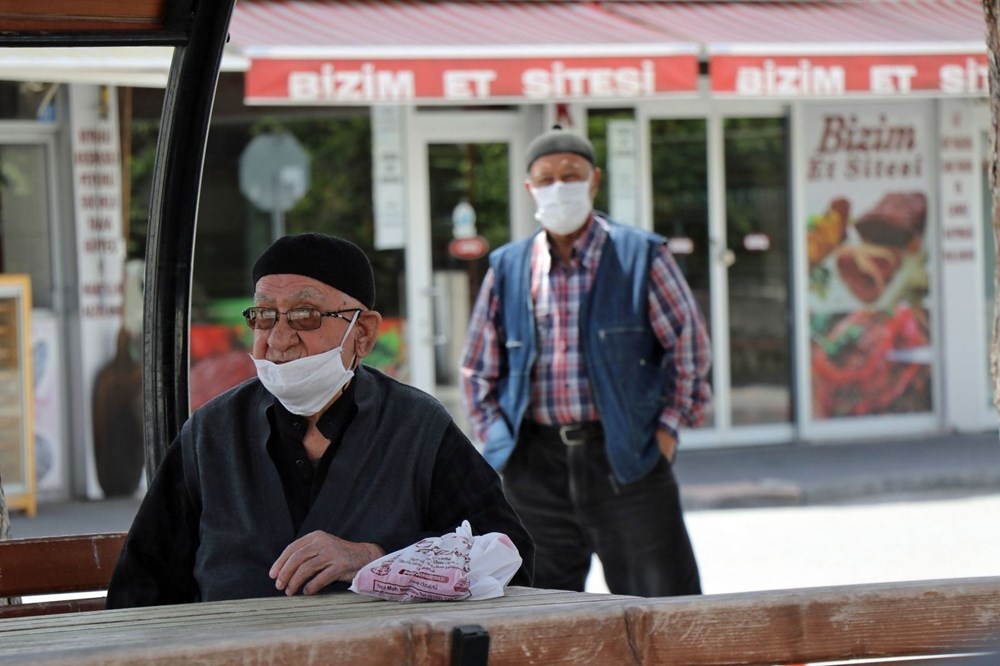 '65 Yaş Üstü'ne Sokak İzni 10
