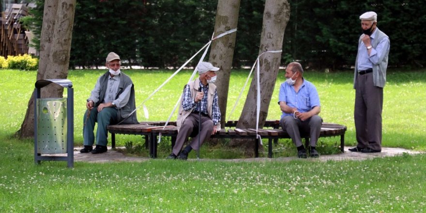 '65 Yaş Üstü'ne Sokak İzni