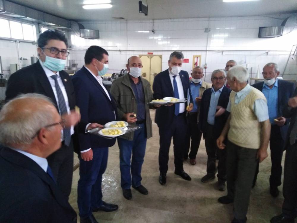 CHP'li Vekiller Kars'a Çıkarma Yaptı 20