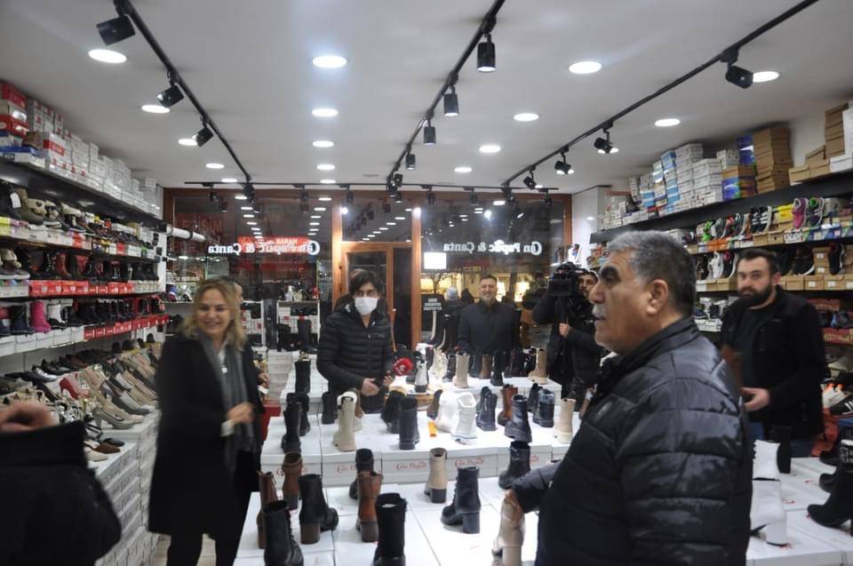 CHP 'Esnaf Masası' Heyeti Kars'ta 10