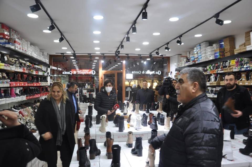 CHP 'Esnaf Masası' Heyeti Kars'ta 12