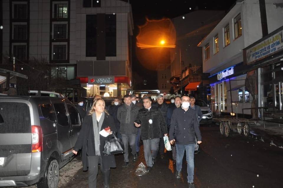 CHP 'Esnaf Masası' Heyeti Kars'ta 16