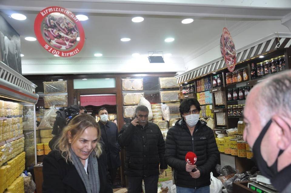 CHP 'Esnaf Masası' Heyeti Kars'ta 17