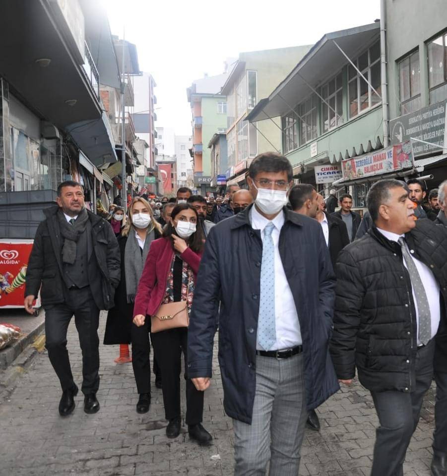CHP 'Esnaf Masası' Heyeti Kars'ta 34
