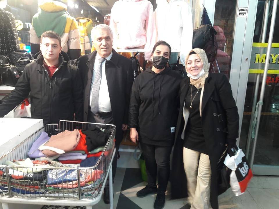CHP 'Esnaf Masası' Heyeti Kars'ta 39