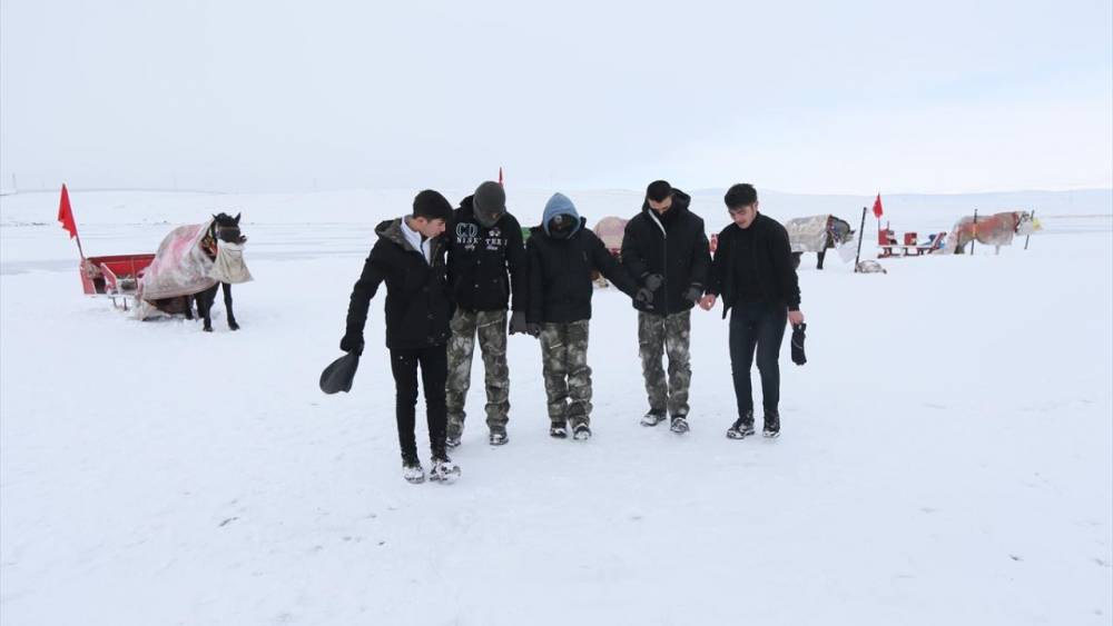 Çıldır Gölü'nün 'Atlı Kızak' Sezonu Açıldı 7