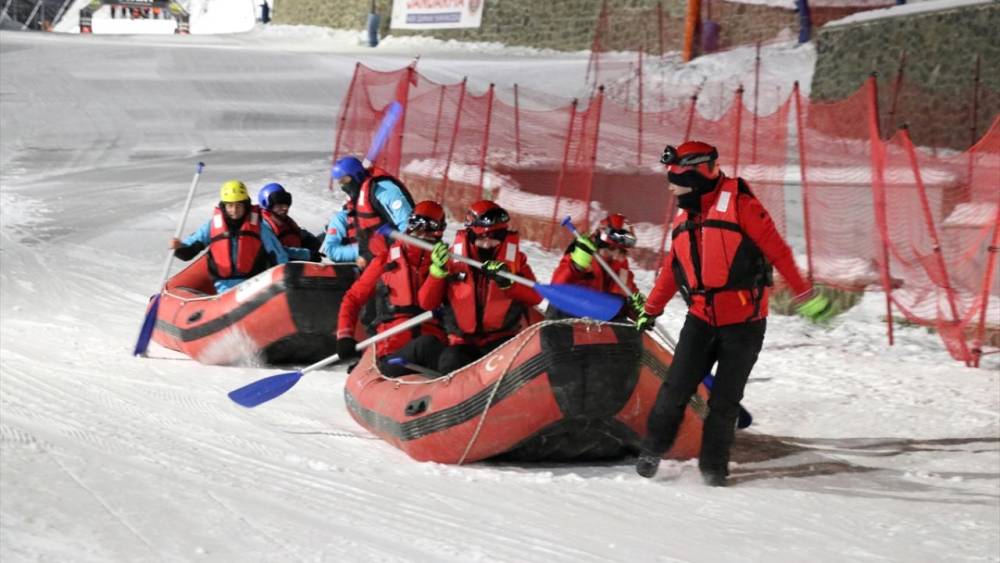 Erzurum'da 'Karda Rafting' Yarışı! 4