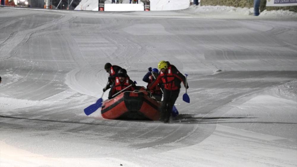 Erzurum'da 'Karda Rafting' Yarışı! 7