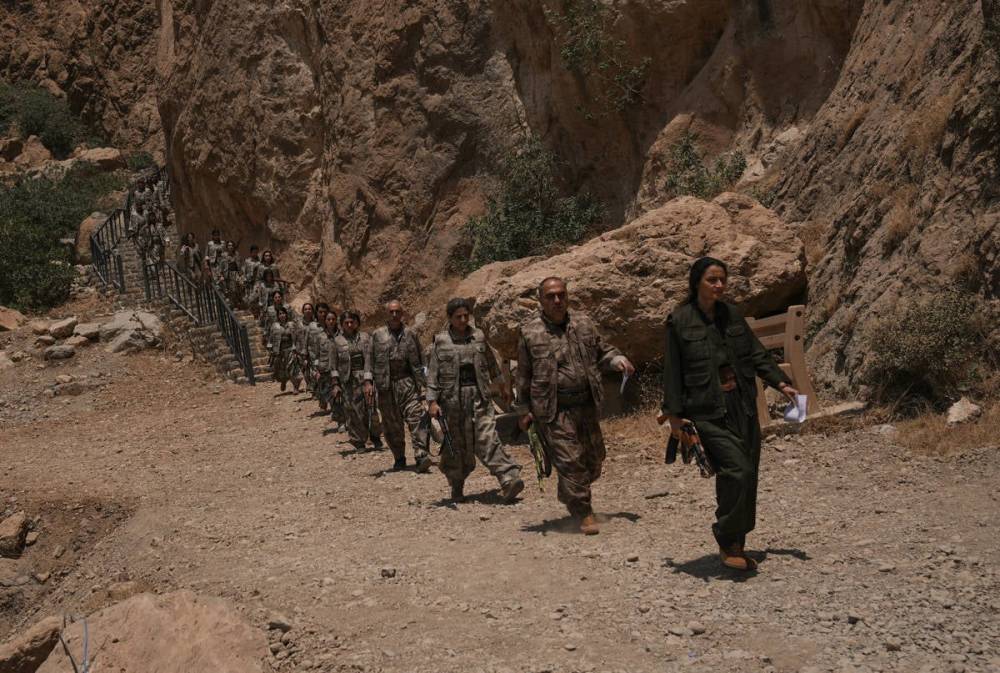 PKK'nin 'Silah Bırakma' Töreni! 1