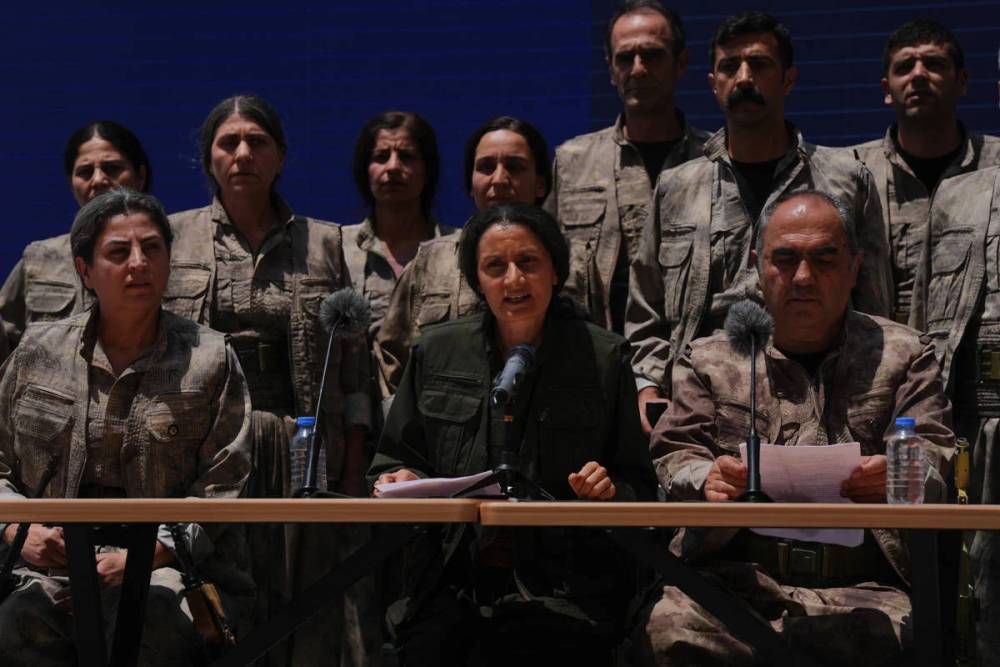 PKK'nin 'Silah Bırakma' Töreni! 4