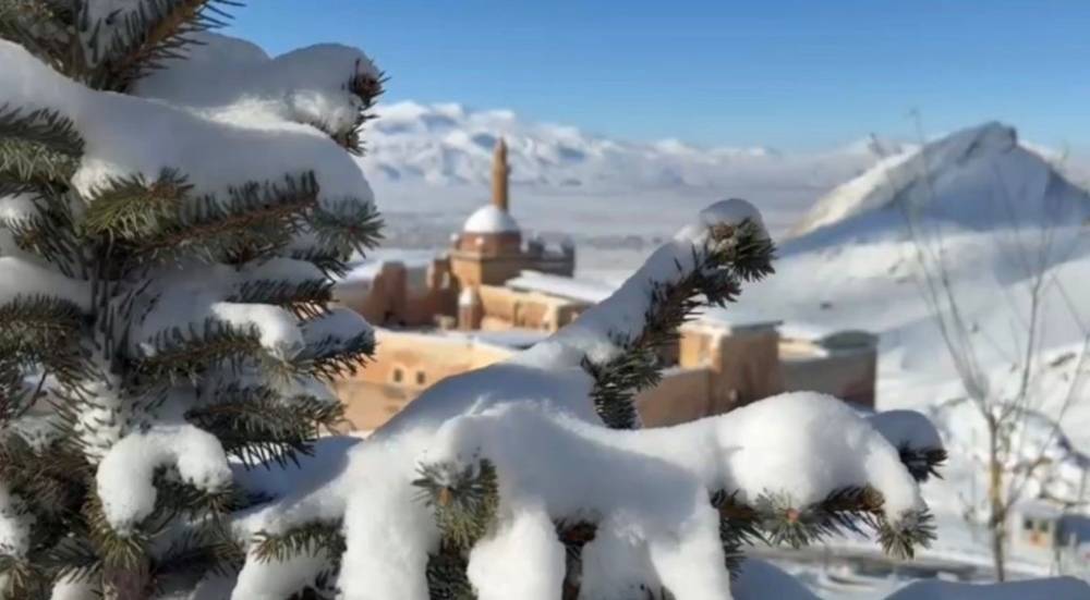 İshak Paşa Sarayı'nda Kış Güzelliği! 6