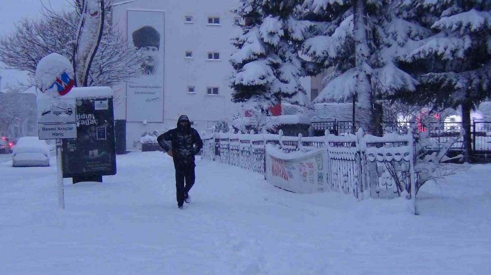 Kars’a Kış Geri Döndü! 10