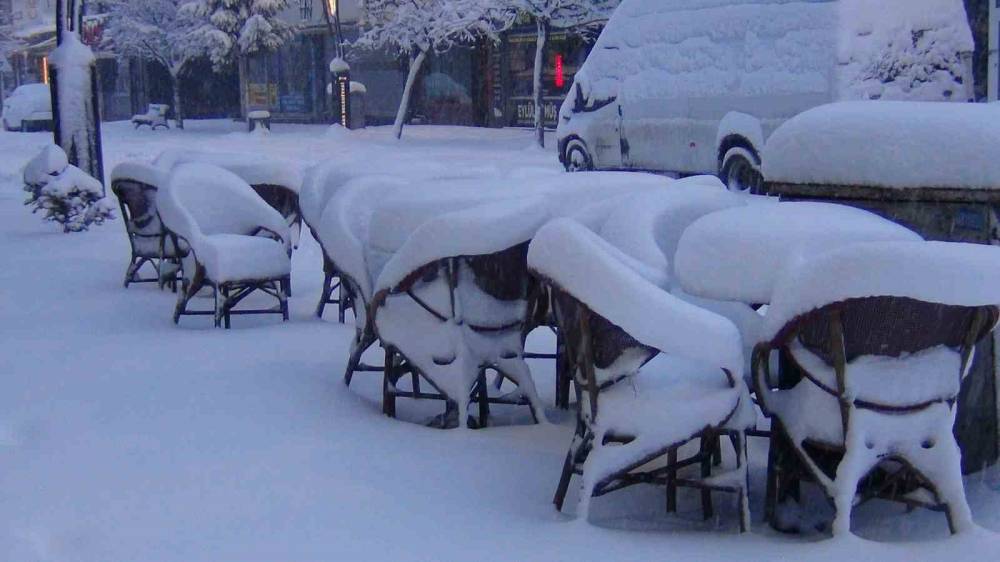 Kars’a Kış Geri Döndü! 7