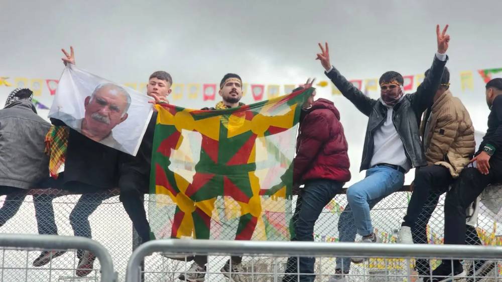 Yüzbinler Diyarbakır’da Newroz’u Kutladı! 22