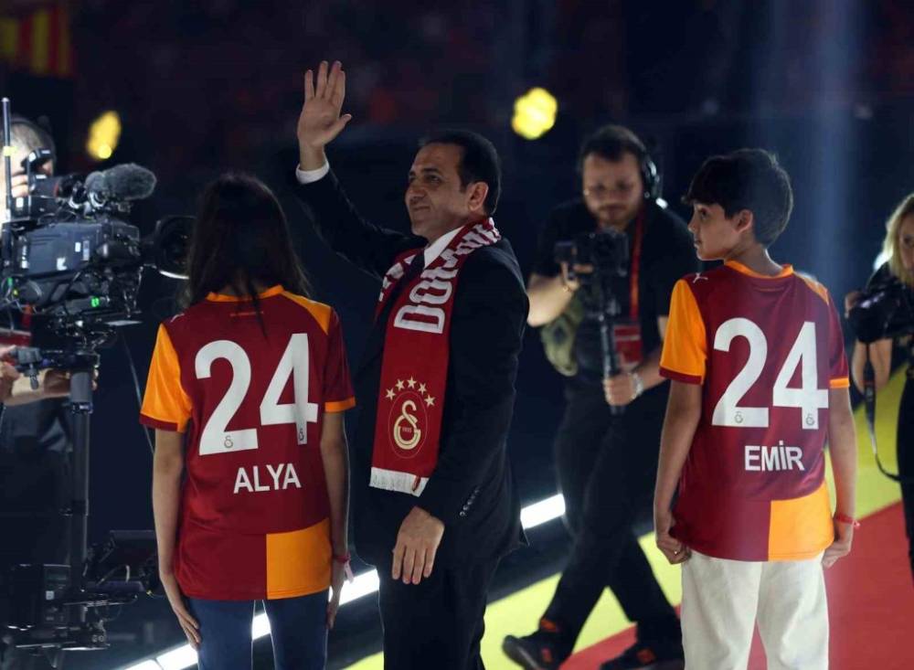 Galatasaray’dan Unutulmaz Kutlama! 30