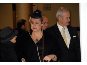 Nazlı İnönü: “Bugün Mutlu Günüm O Konulara Girmeyelim”