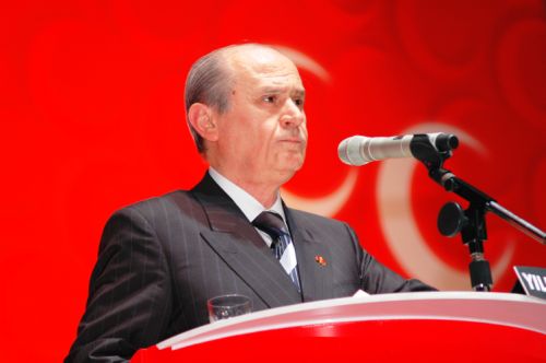 Bahçeli: Millet Sizi Götürmesini de BİLİR