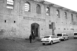 Diyarbakırda Kazılara Yeniden BAŞLANDI