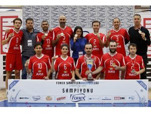 Fonex Şirketler Voleybol Ligi Şampiyonu Üst Üste Üçüncü Kez Avea Oldu