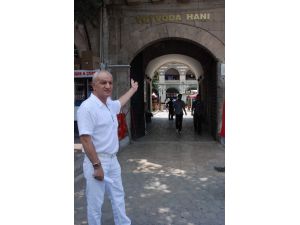 Taşhan'ın, “Voyvoda Han” Olarak Değiştirilmesine Tepki