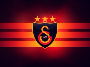 Galatasaray Takım Otobüsü Florya Metin Oktay Tesisleri'ne Geldi