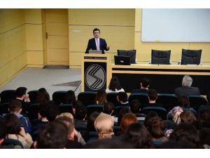 “Küresel Rekabet Ve Türkiye Ekonomisinde Yeni Normaller” İsimli Konferans Düzenlendi