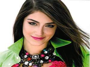 Hazal Kaya: 2,5 Ayda 11 Kilo Verdi