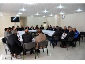 Siverek Emniyet Müdürü Muhtarlarla Bir Araya Geldi