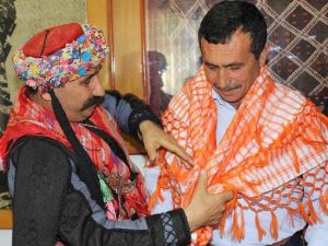 Başkan Demirci’ye Yörük Poşusu
