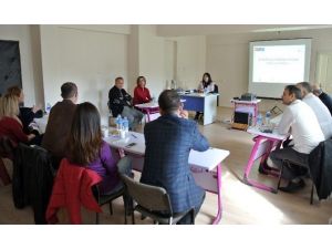 Kırıkkale’de Sağlık Çalışanlarına Eğitim Semineri