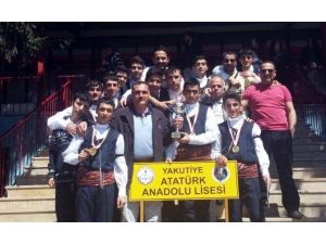 Atatürk Anadolu Lisesi Halk Oyunlarında Türkiye Şampiyonu Oldu