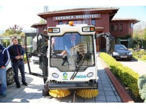 Sapanca Belediyesi, Temizlik İşleri Araç Filosuna Yeni Bir Araç Kazandırdı