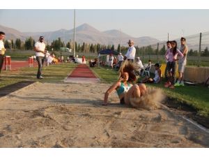 1. Erzurum Sprint Ve Bayrak Yarışmaları Sona Erdi