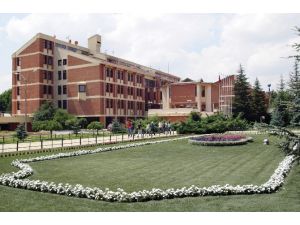 Anadolu Üniversitesi Dünyanın Ve Türkiye’nin En İyileri Arasında