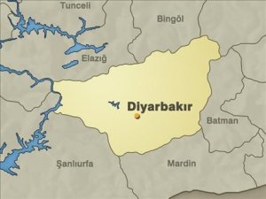 Diyarbakır’da Polise Bombalı Saldırı