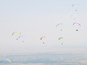 Xc Open Yamaç Paraşütü Şampiyonası Akşehir’de Başladı