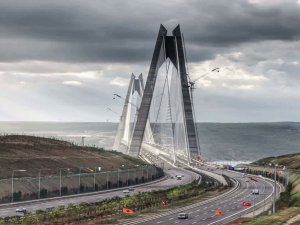 Liderler Yavuz Sultan Selim’den Karşıya Geçti