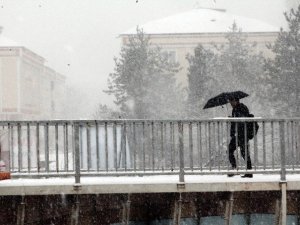 Bayburt Kar Altında