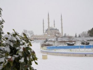 Selimiye Camii’nden Kar Fotoğrafları